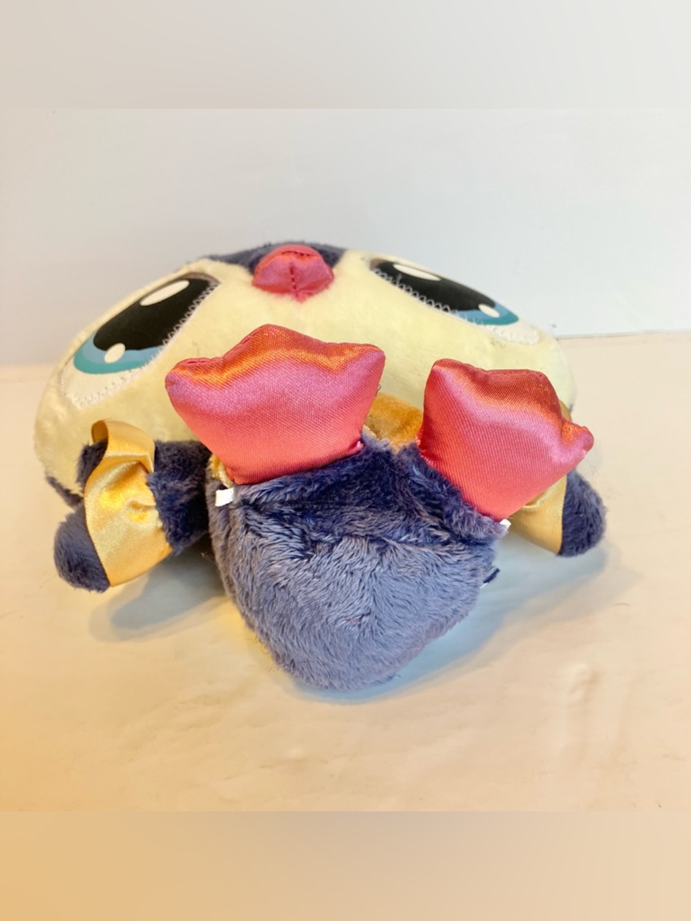 Littlest Pet Shop Sassiest Penguin Plush Stuffed Animal 7” LPS Hasbro 2008 - Picture 5 of 8